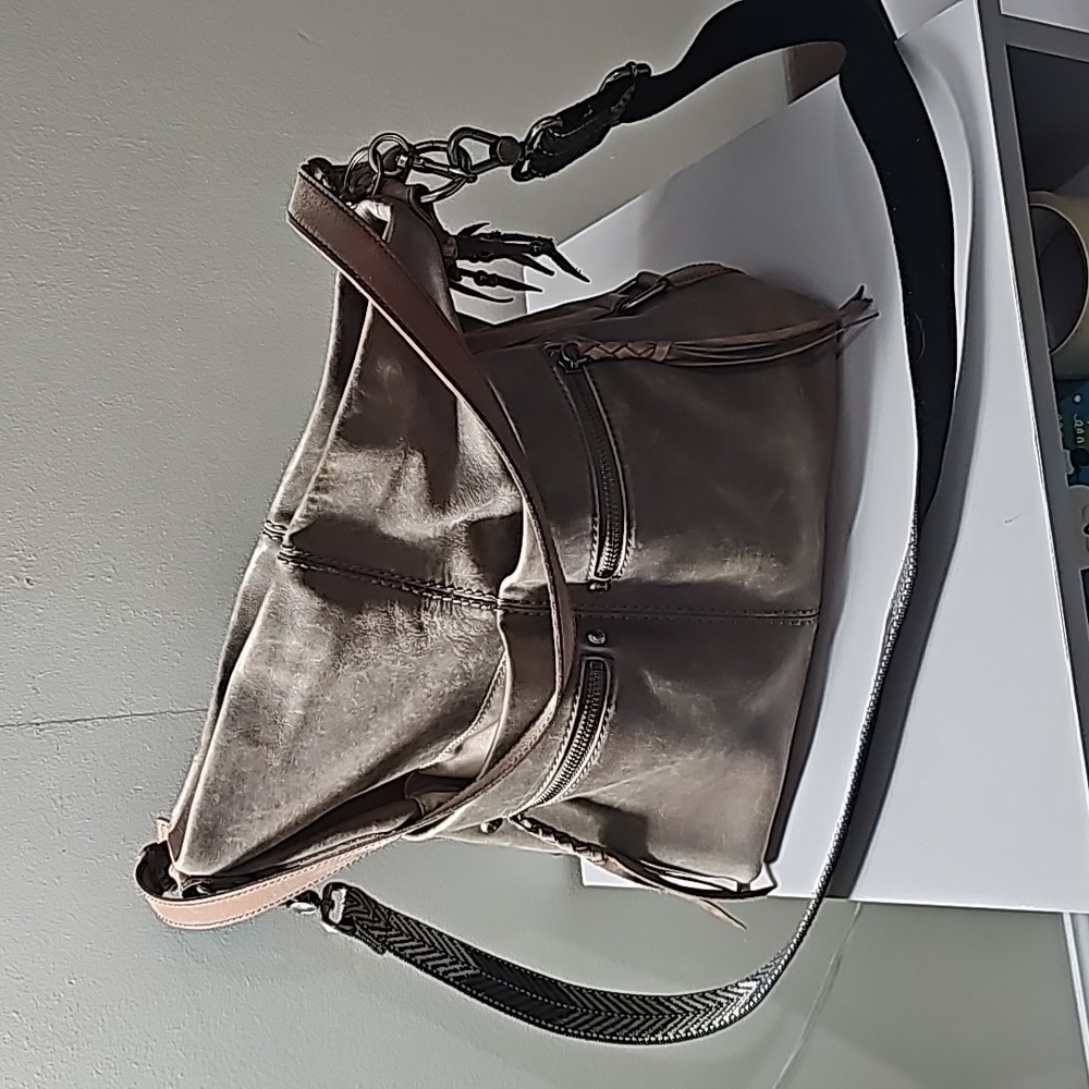 The sak bucket bag